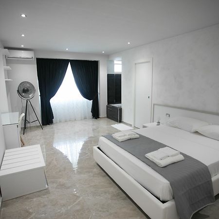 Готель Tropea Luxury & Charm Екстер'єр фото